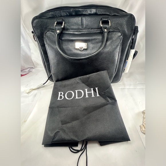 BODHI black leather Ipad/MacBook Bag - Picture 5 of 5